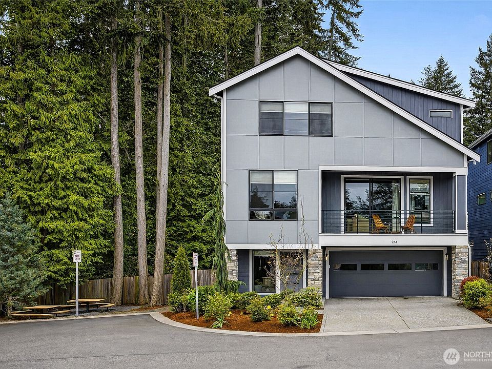 1st image of 130 198th Street SE #5