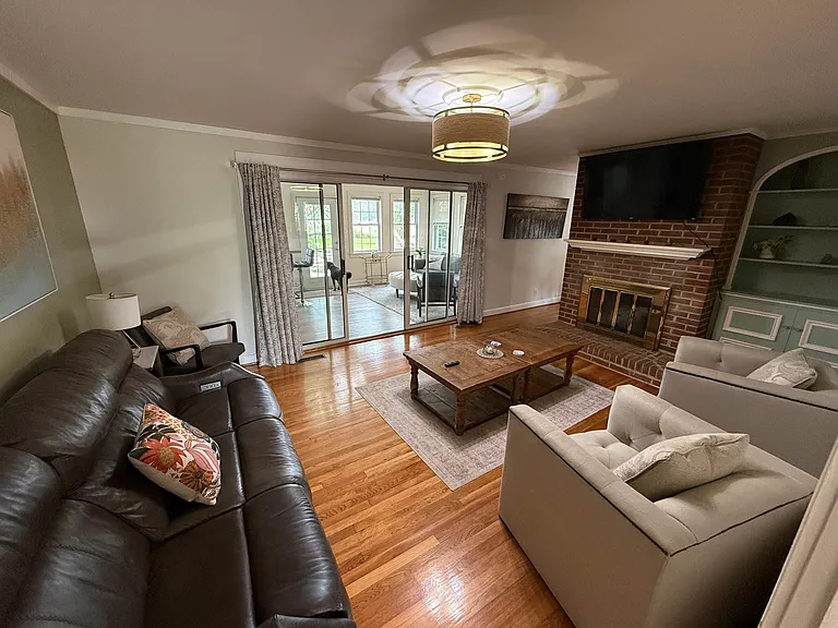 1444 Relyea Ave — Photo 30