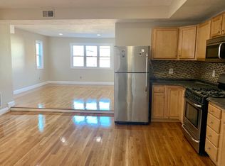 147 Maverick St #1A, Boston, MA 02128
