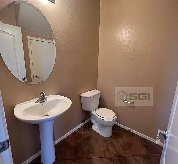 15101 N 173rd Dr — Photo 16
