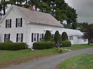 716 Amherst Rd APT 4, Sunderland, MA 01375