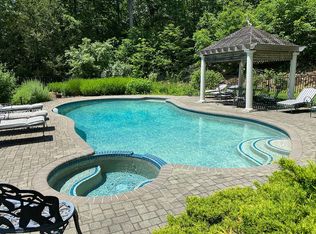 356 Black Rock Tpke, Redding, CT 06896