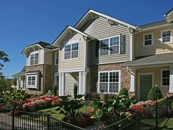 141 Leyton Loop APT F, Mooresville, NC 28117