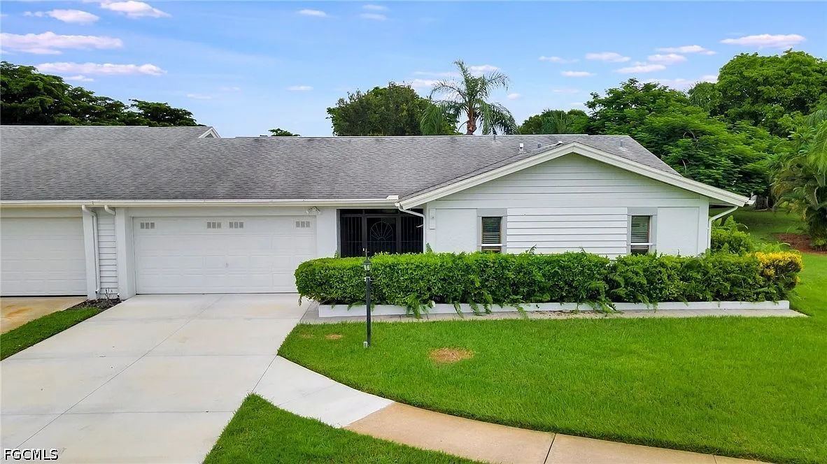 2 bed, 2.0 bath, 1737 sqft, $2,400 — Photo 1