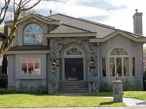 3056 W 11th Ave, Vancouver, BC V6K 2M6