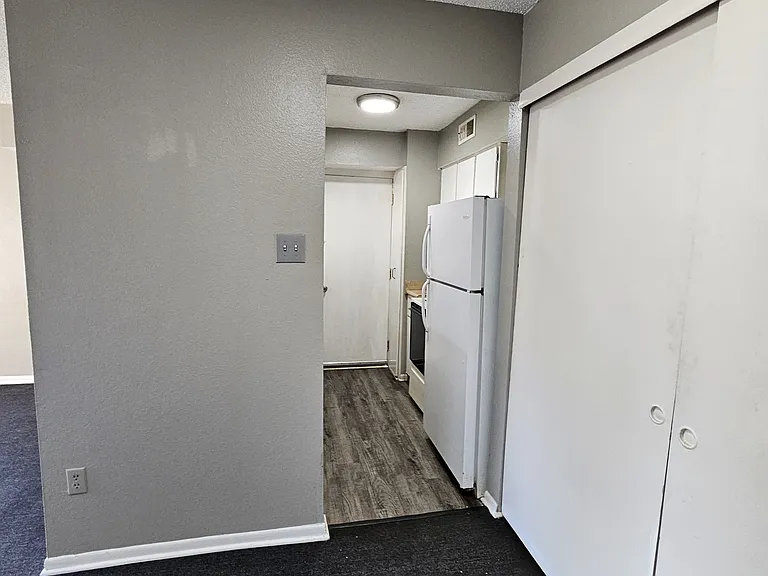 6676 Whispering Oak Pl #4 — Photo 15