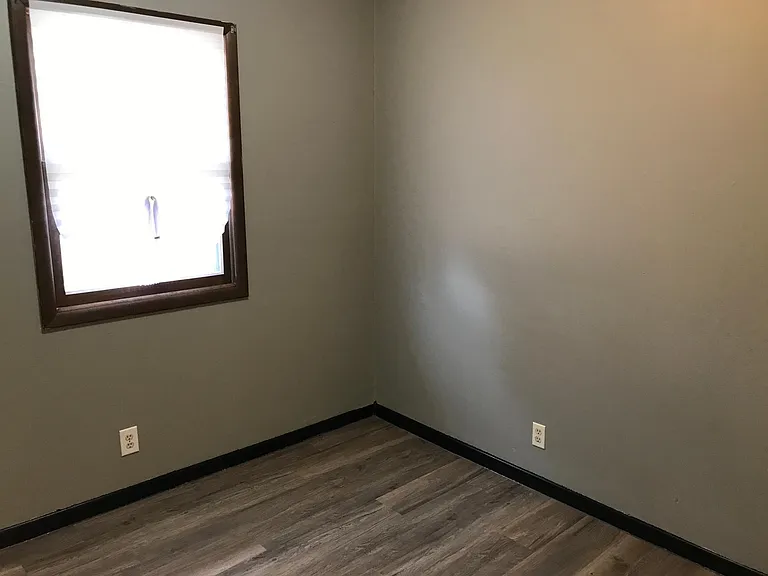 808 Gene St — Photo 14