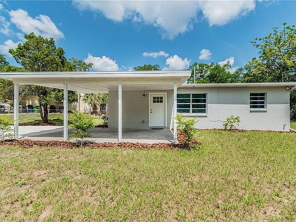 2nd image of 6404 Riverbend Cir
