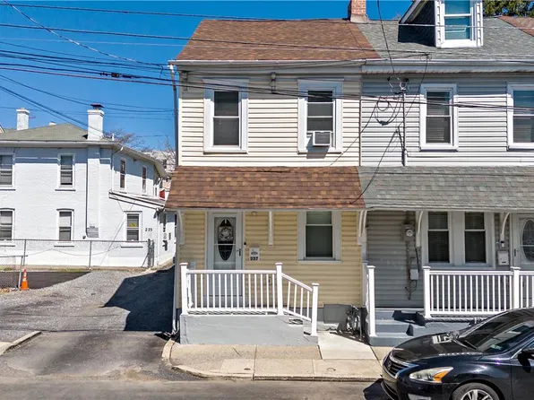 337 N 3rd St, Allentown, PA 18102