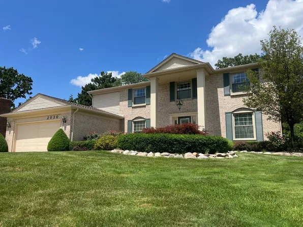 2030 Lancer Ct, Troy, MI 48084