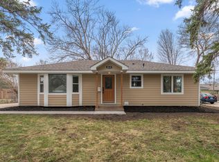 8618 Chicago Ave S, Bloomington, MN 55420