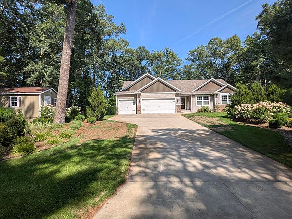 5th image of 4462 Manchester Lane Twin