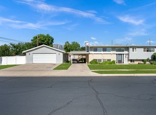 6117 S Glen Oaks St, Murray, UT 84107