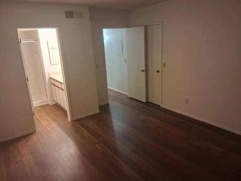 1668 Park wood #13_04222026