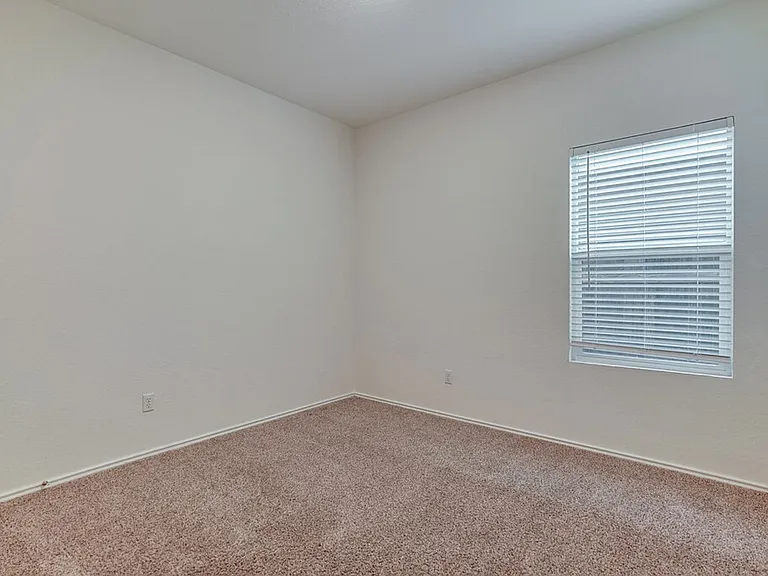 355 Geode Gln — Photo 14
