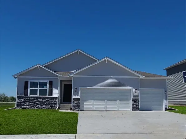 913 Dee St SE, Bondurant, IA 50035