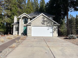 524 Pauls Pl, Mount Shasta, CA 96067