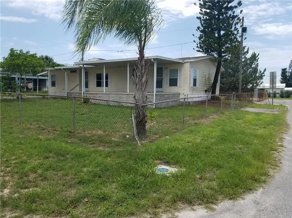 2141 Speck Dr, Holiday, FL 34691