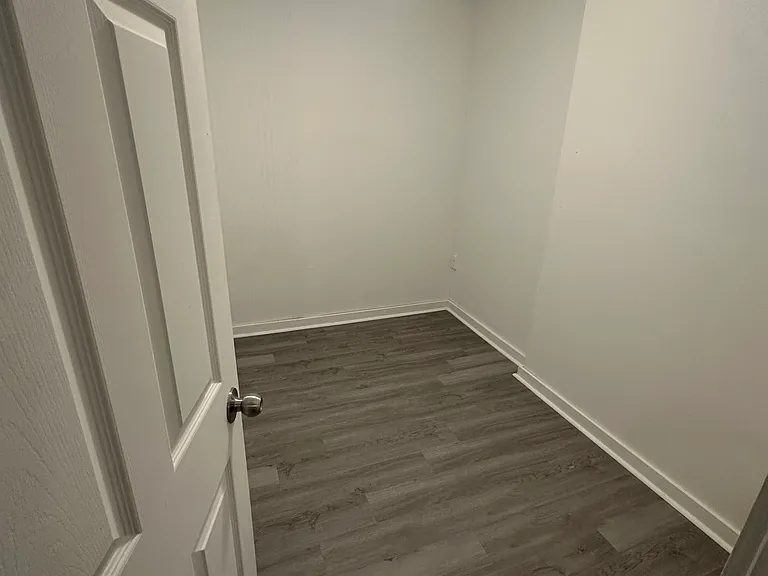607 Church St — Photo 5