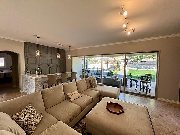 4th image of 5260 W Melinda Ln