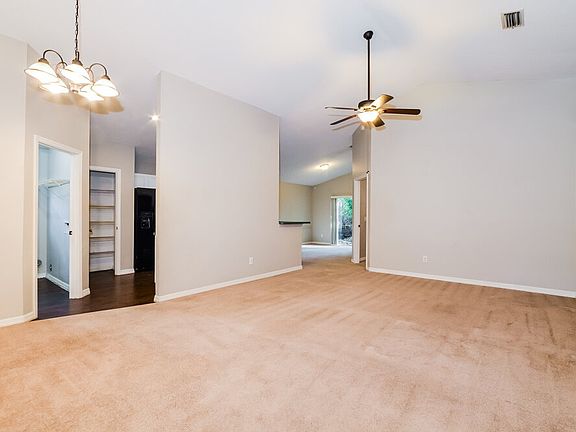 5th image of 343 S Lancelot Ave