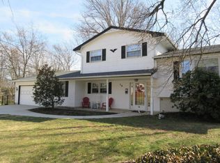 16 Indian Trl, Matawan, NJ 07747