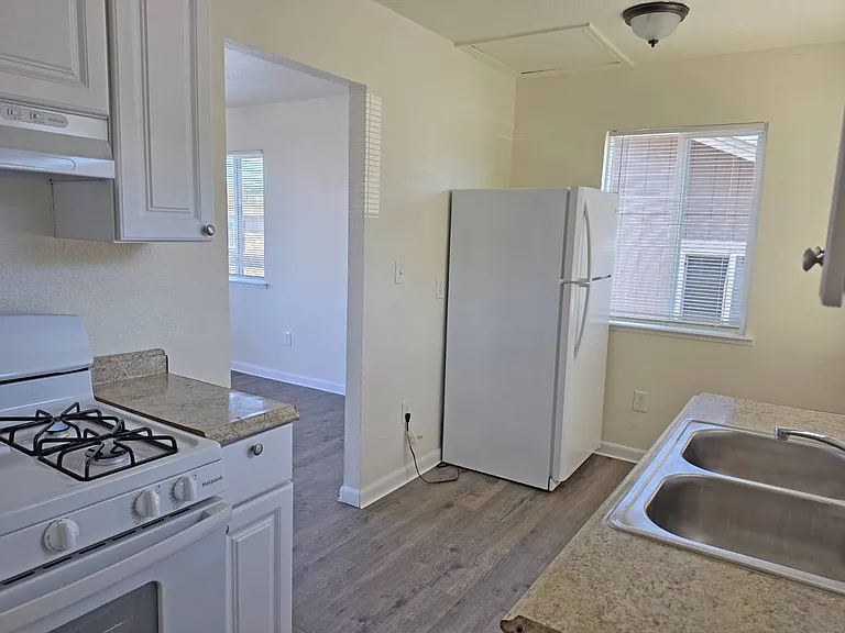 1161 Benicia Rd #C4 — Photo 5
