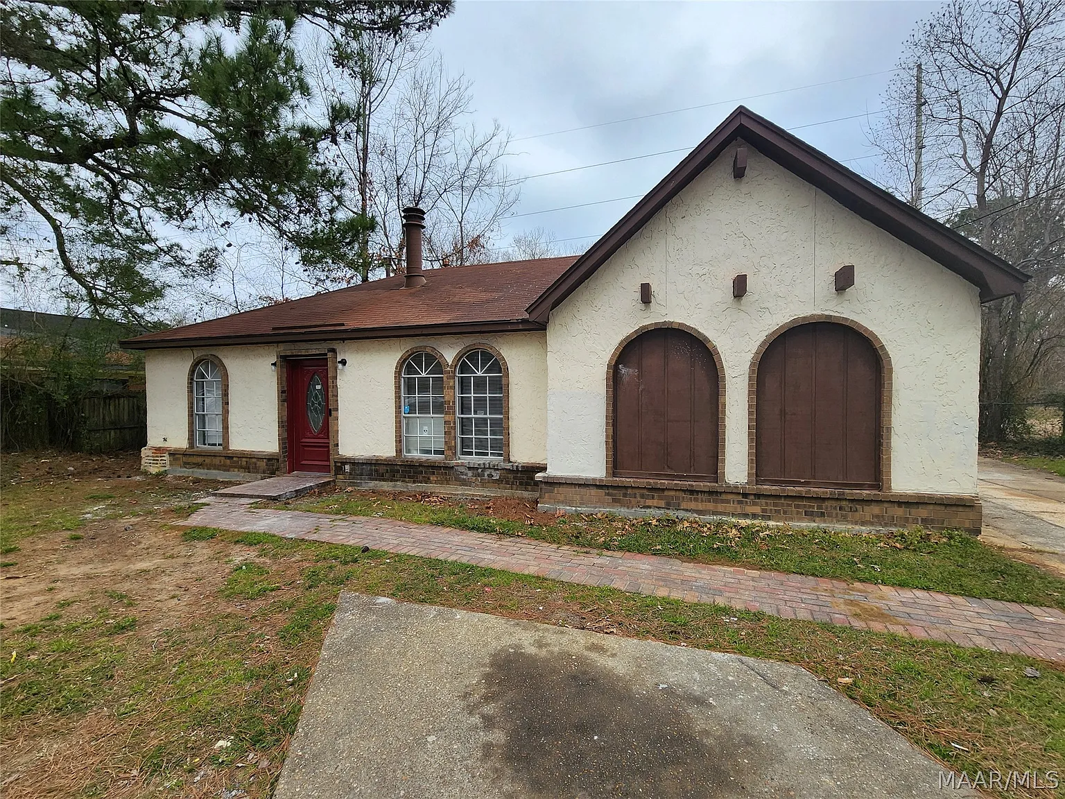 3 bed, 2.0 bath, 1553 sqft, $1,150 — Photo 1