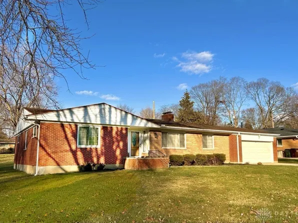 321 Laurelann Dr, Dayton, OH 45429
