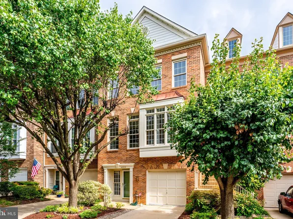 4665 Kirkpatrick Ln, Alexandria, VA 22311