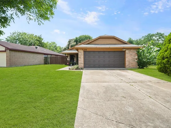 510 Oakdale Drive, Stafford, TX 77477