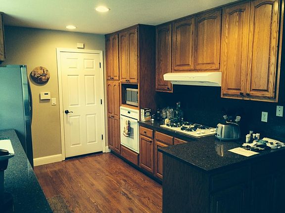 4th image of 2409 Mallard Dr