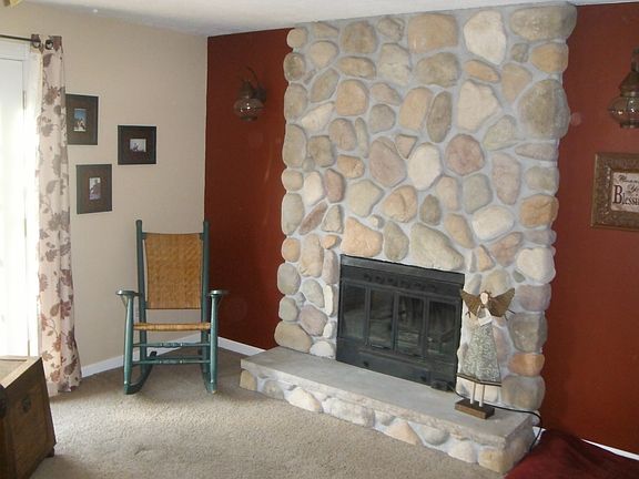 4th image of 2145 Bear Creek Dr