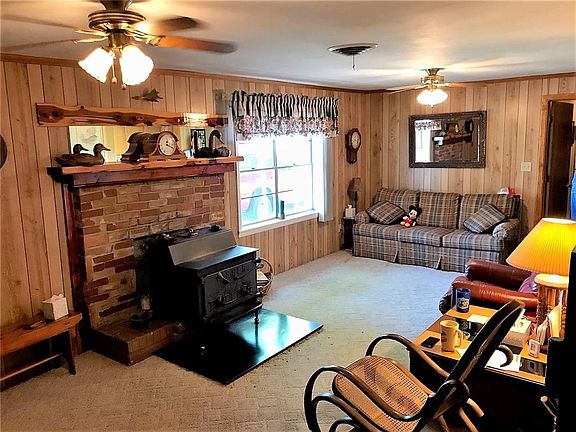 4th image of 2273 Farm Road 196