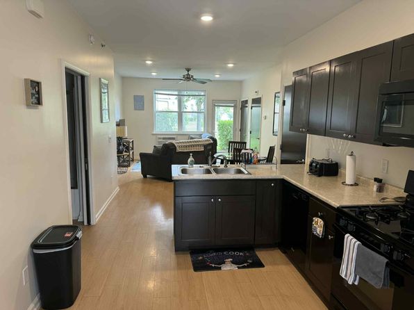 1067 Warren Rd #12-L