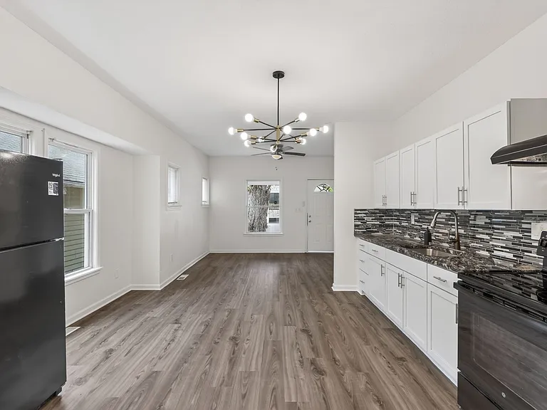 4617 S Benton Ave — Photo 12