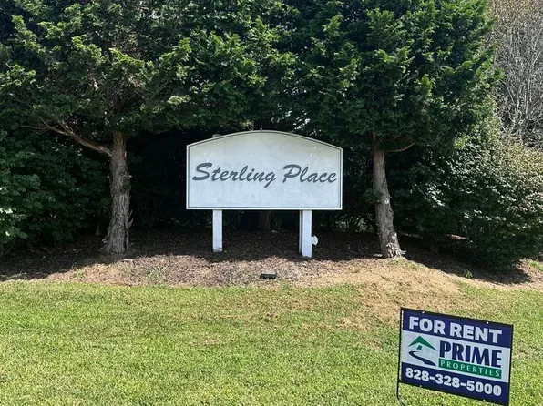 Sterling Place, 315 Oakland Ave #202, Morganton, NC 28655