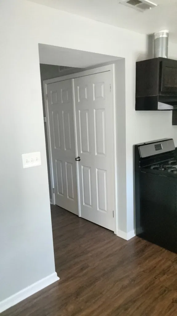 1 bed, $1,540 — Photo 3