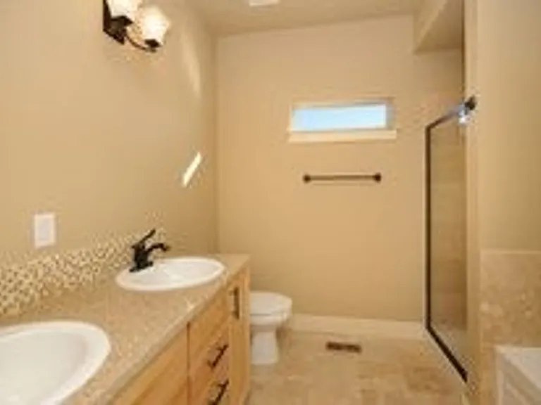 2127 Cocklebur Ln — Photo 6
