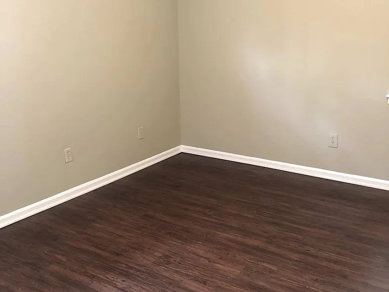 5091 Breckenwood Dr — Photo 9