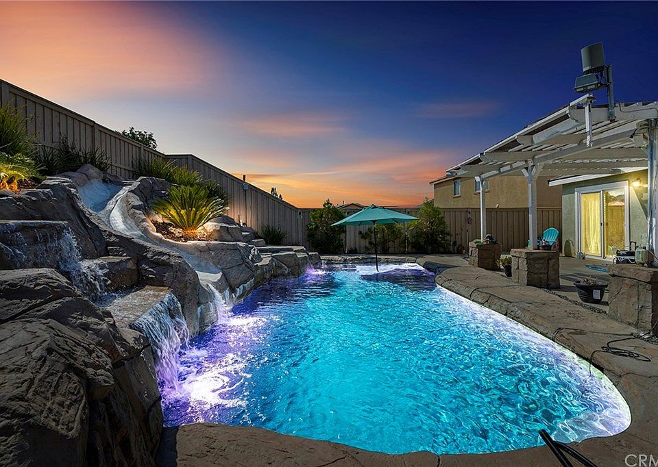 1st image of 34115 Hillside Dr