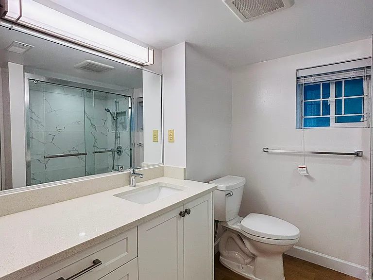 1585 E 57th Ave #BASEMENT — Photo 10