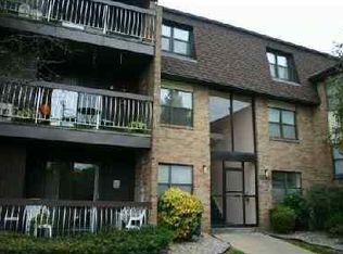 1526 Raspberry Ct, Edison, NJ 08817