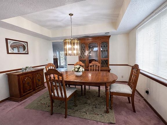 5th image of 2627 Coventry Ln