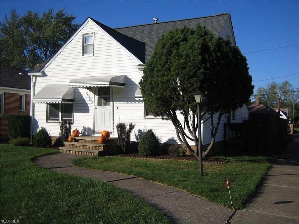 1st image of 9402 Pinegrove Ave