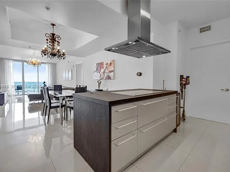 18201 Collins Ave #902 — Photo 15