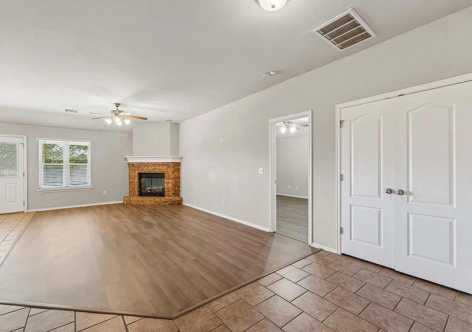 204 John Rausch Lane — Photo 4