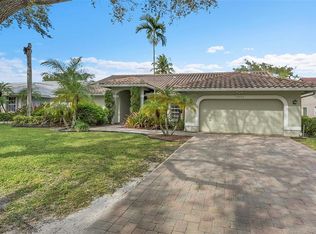 10333 NW 49th Ct, Pompano Beach, FL 33076