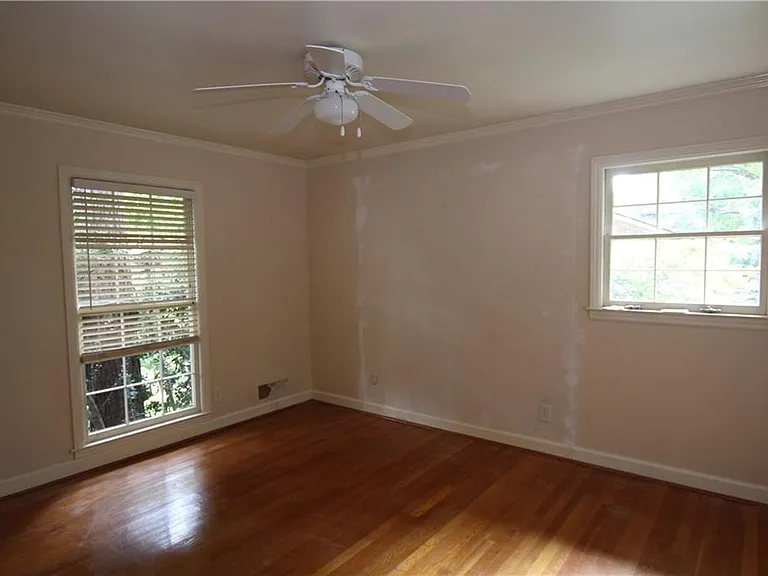 4690 Huntley Dr — Photo 16