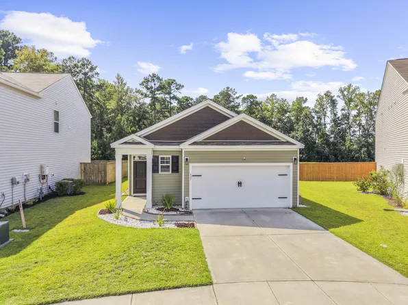 627 Silver Spruce St, Summerville, SC 29486